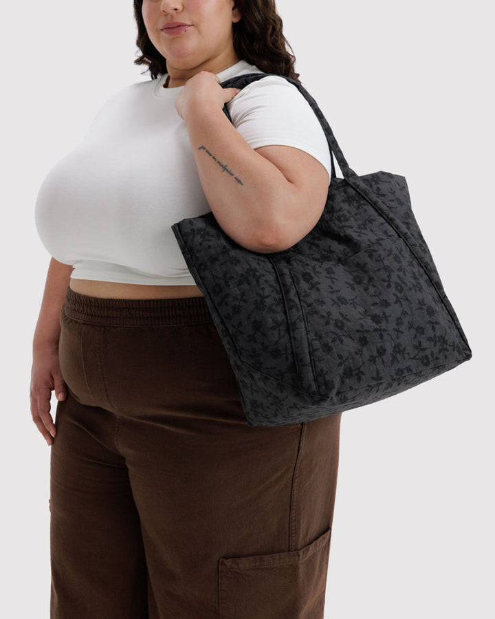 Baggu | Cloud Bag | Charcoal Ditsy Floral