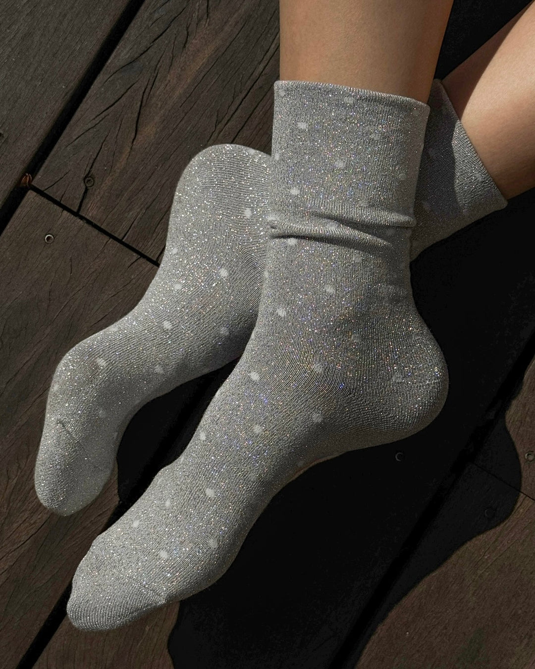 Le Bon Shoppe | Lurex Patterned Sneaker socks | Silver White